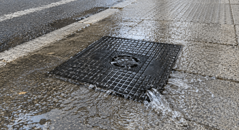 Medio Ambiente cifra en más del 30% el agua que pierde Vigo por fugas en sus canalizaciones