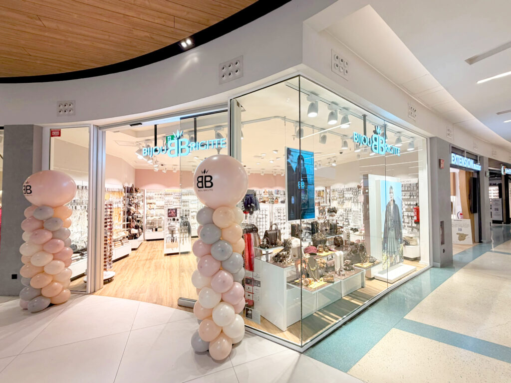 Bijou Brigitte vuelve a Gran Vía de Vigo con una nueva tienda de accesorios de moda
