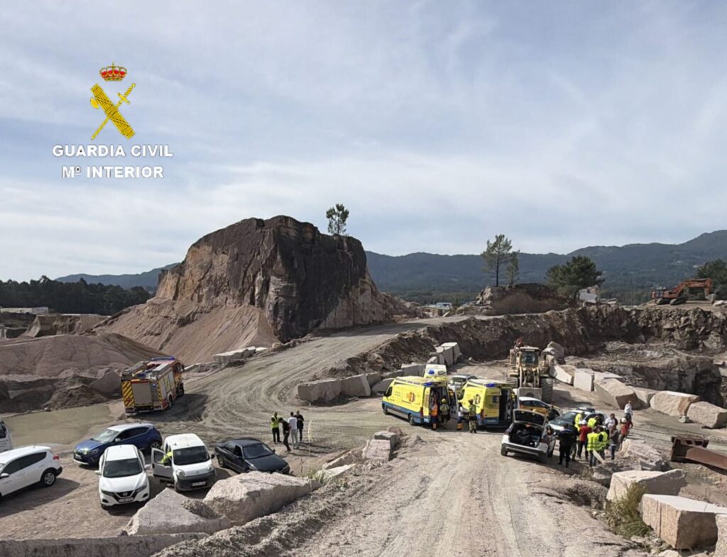 Una explosión deja cuatro heridos, uno muy grave, en una cantera de O Porriño