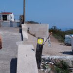 Rechazo a las obras de Ons: árboles talados, hormigón junto a la playa y más de 2 millones en actuaciones turísticas