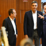 Pedro Sánchez reivindica en Vigo el papel de la industria aeroespacial, con una visita a Delta