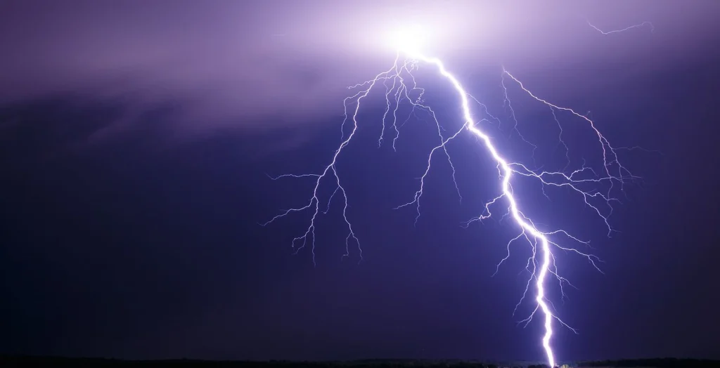 As tormentas descargan sobre Galicia con máis de 2.500 raios