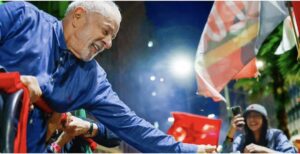 Lula logra una remontada histórica en Brasil y derrota a la derecha extrema