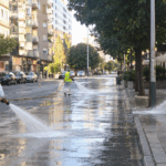 El Concello exige la dimisión de la conselleira de Medio Ambiente, tras cinco años reclamando agua depurada para limpiar las calles